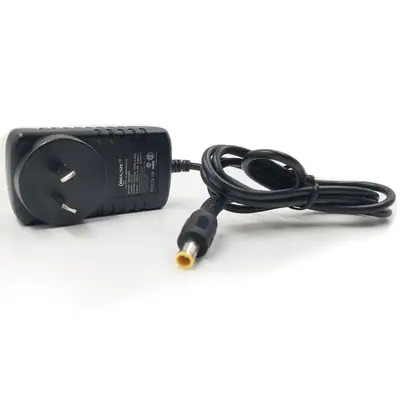 Detalles accesorios de Fuente 12 V 2 A Belsic 26312 P/Monitor Ficha 6,5 X 4,4 Mm C/Pin Interior (Lg)